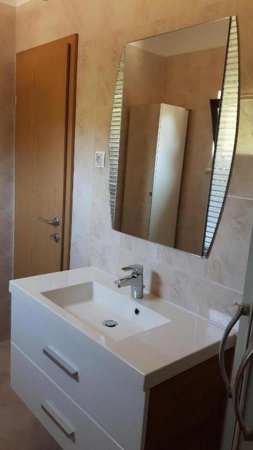 Holiday Home Rustika مالي درفينيك المظهر الخارجي الصورة